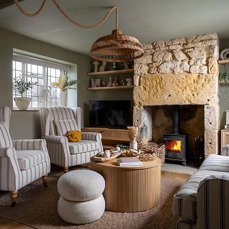 Broadway Scandi Chic Authentic Cottage Exterior foto
